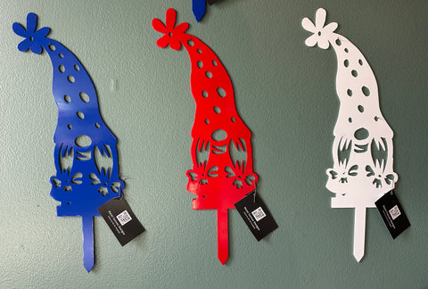 Yard Gnome Metal Sign